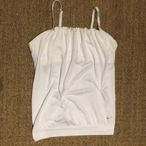 Nike tank. Never worn.